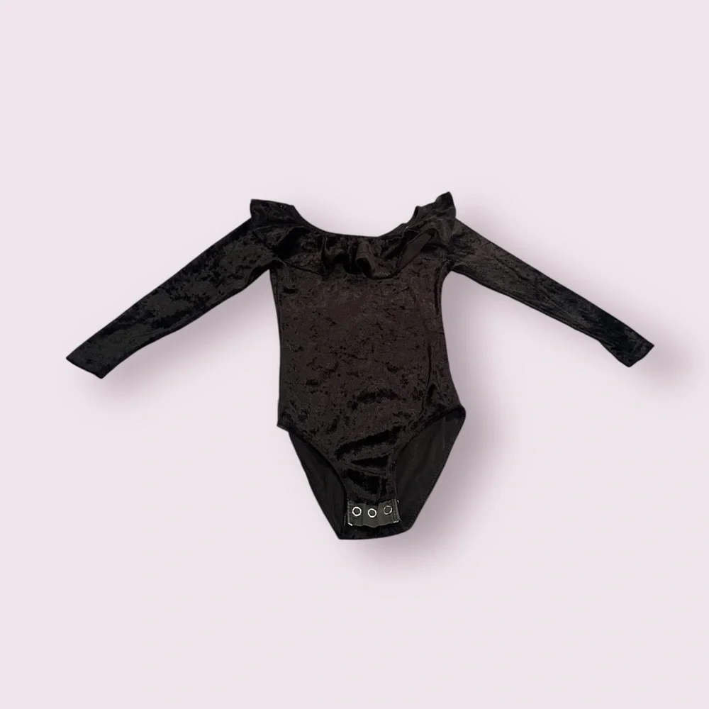 Girls Vintage ZING Black Velvet Off-Shoulder Ruffle Neck Bodysuit Size 6/6X